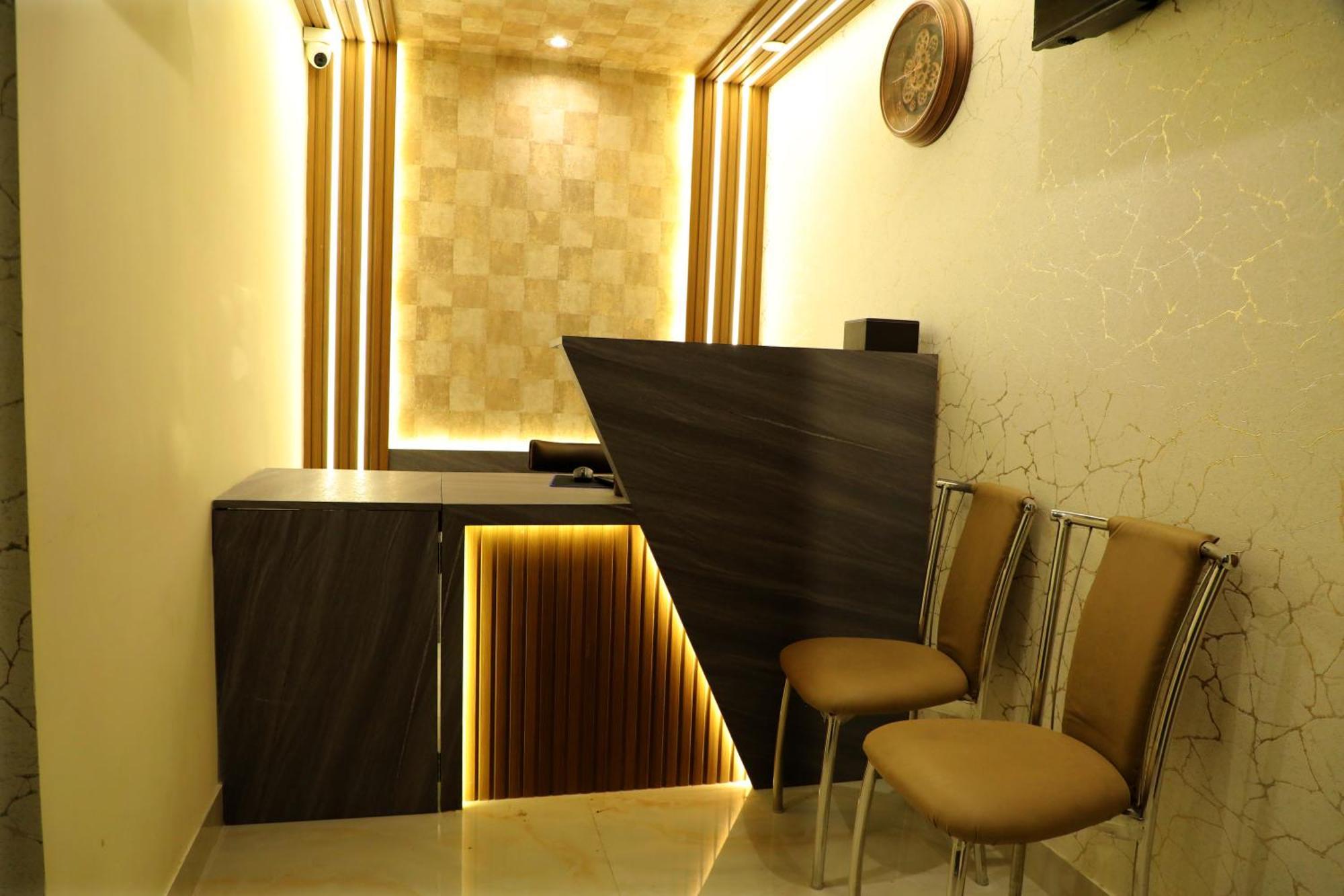 Hotel Bellamont Mumbai Exterior photo